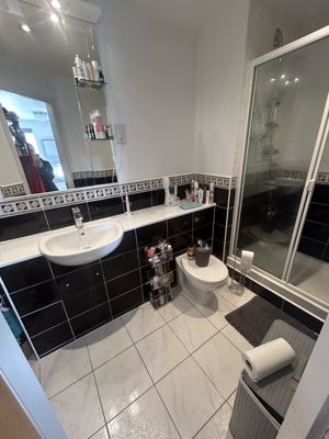 Photo 9- click for photo gallery